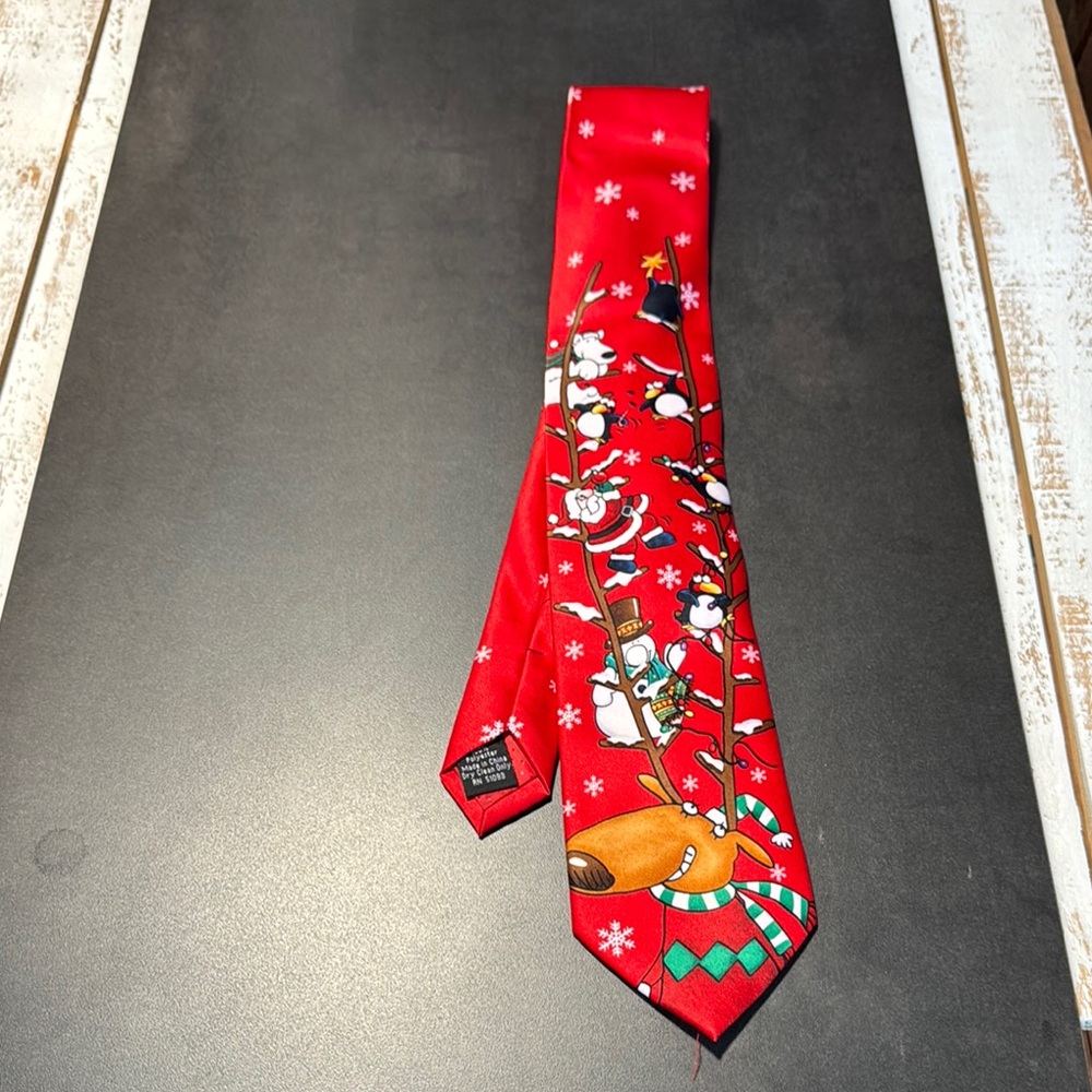Hallmark Holiday Traditions Red Christmas Tie